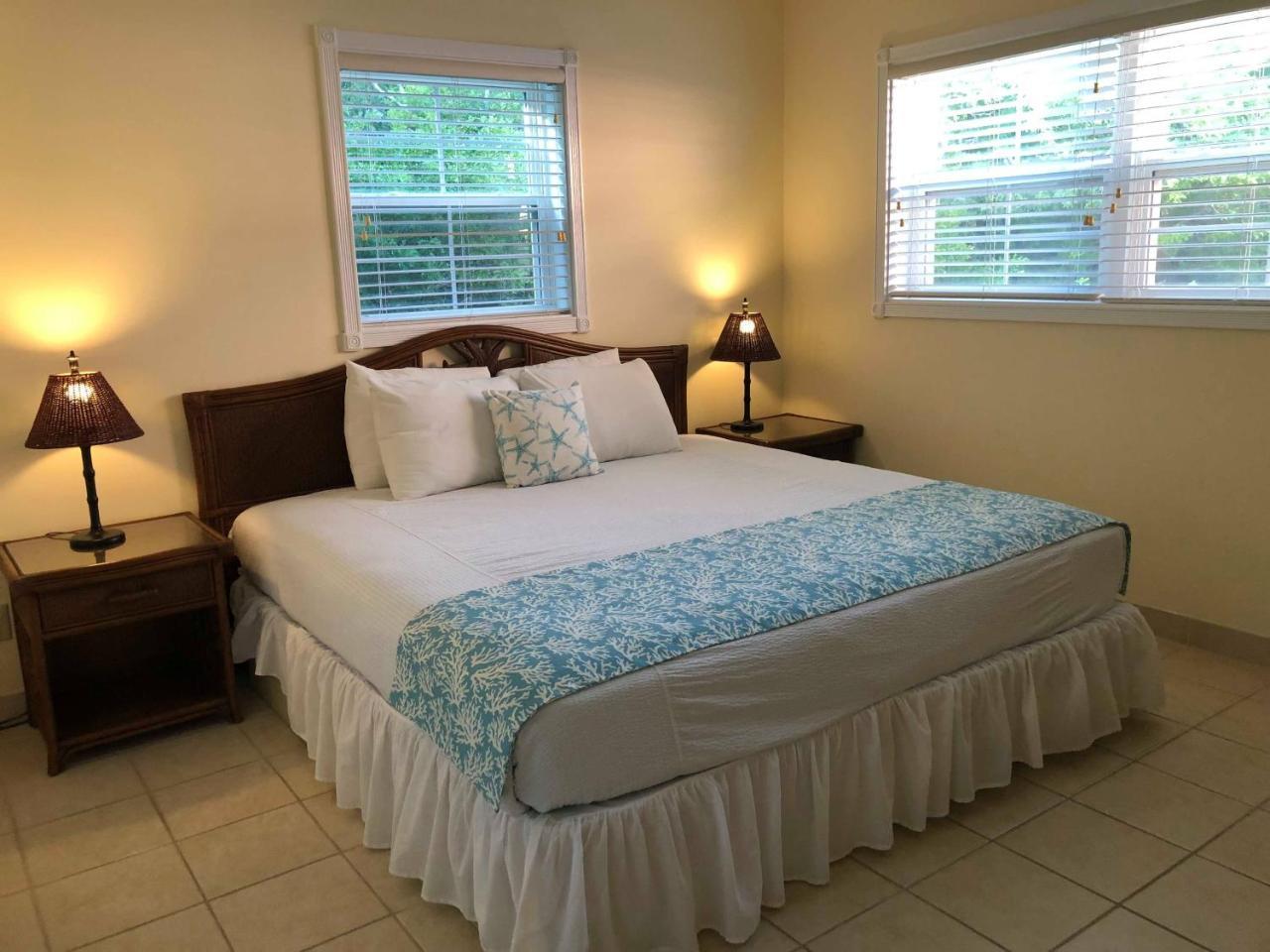 Island Time Villas George Town Exterior foto